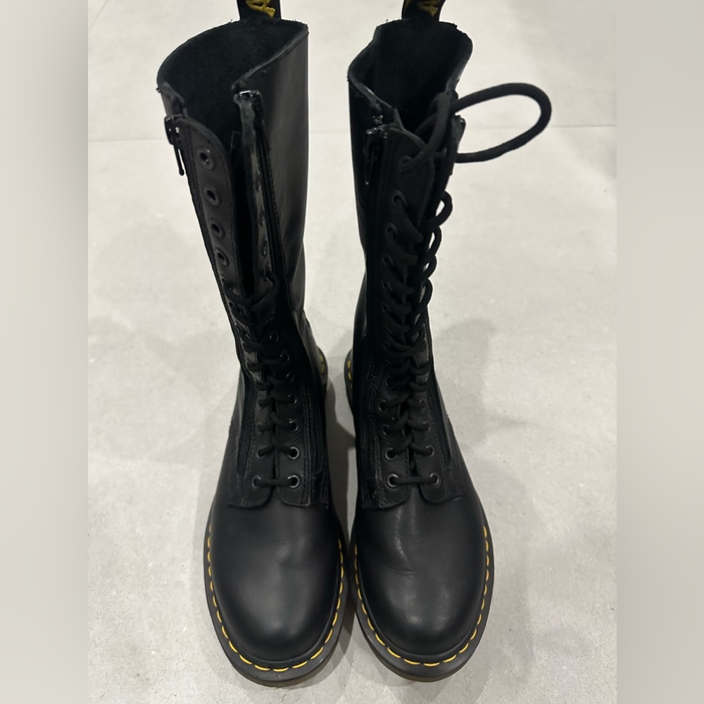 Dr. Martens 1914 SMOOTH LEATHER TALL BOOTS